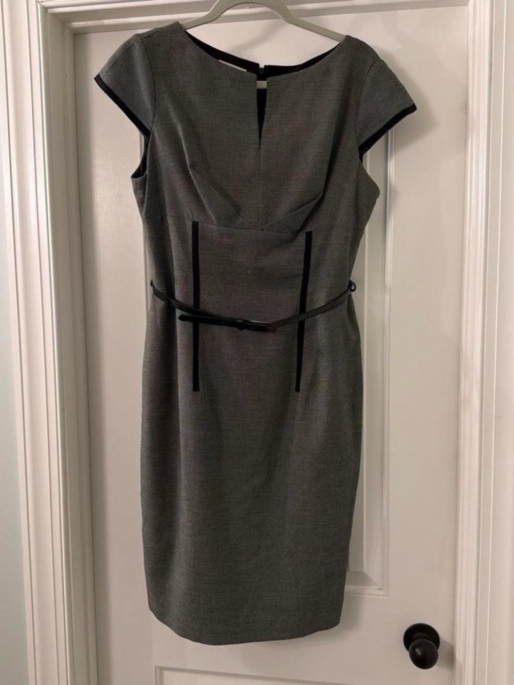 Jones Studio Gray Midi Sheath Dress with Black Trim